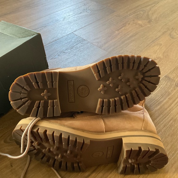 Timberland Women's Courmayr Lace-Up Blush Boots Sz 8.5M - Picture 6 of 9